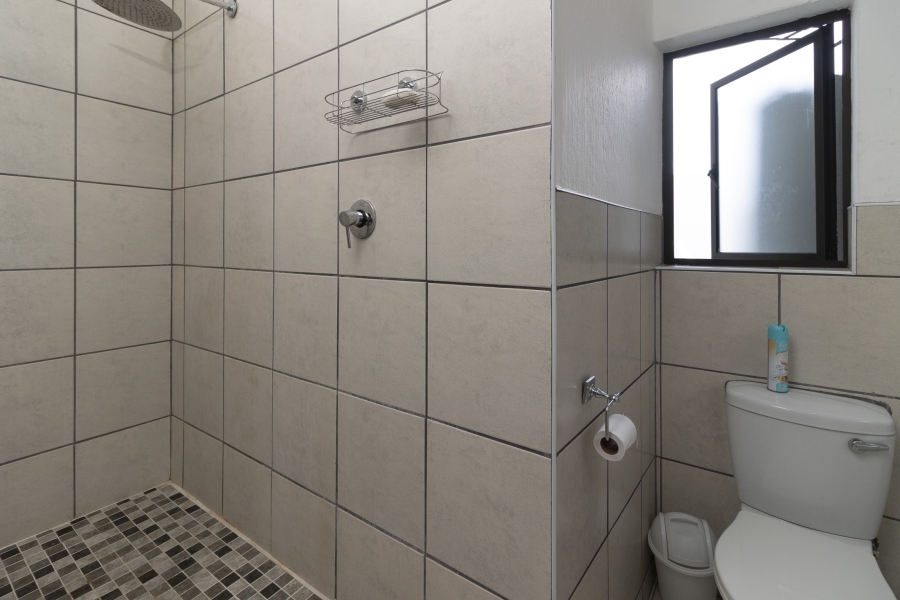 6 Bedroom Property for Sale in West Beach Eastern Cape